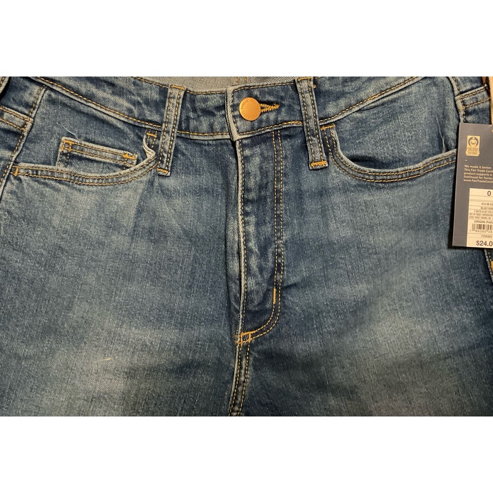 Women’s High Rise Straight Slim Jeans Universal Thread size 0